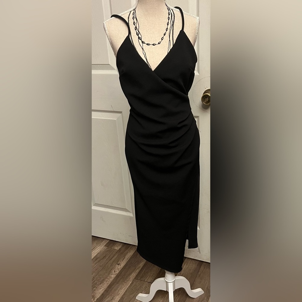 Lulus size XS extra small black dress